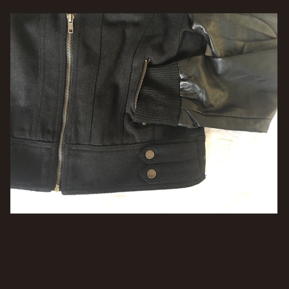 U2B black bomber jacket. Size M. - Picture 3 of 4